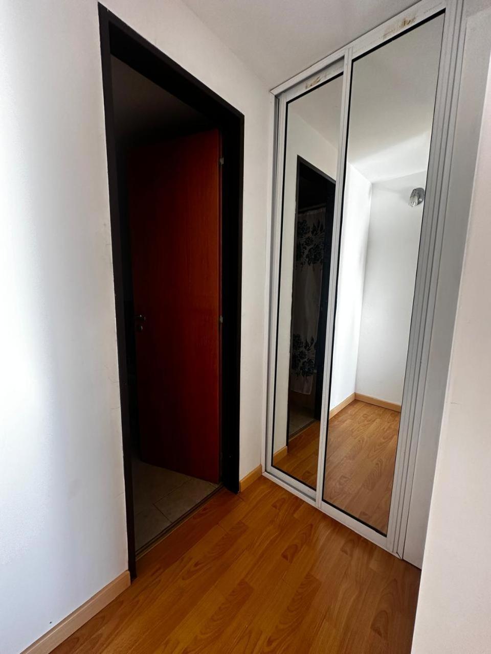 El Ocaso Ll Apartment *